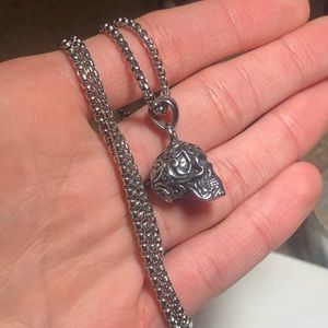 CLOCKS AND COLOURS BOX CHAIN AND SKULL PENDANT 925